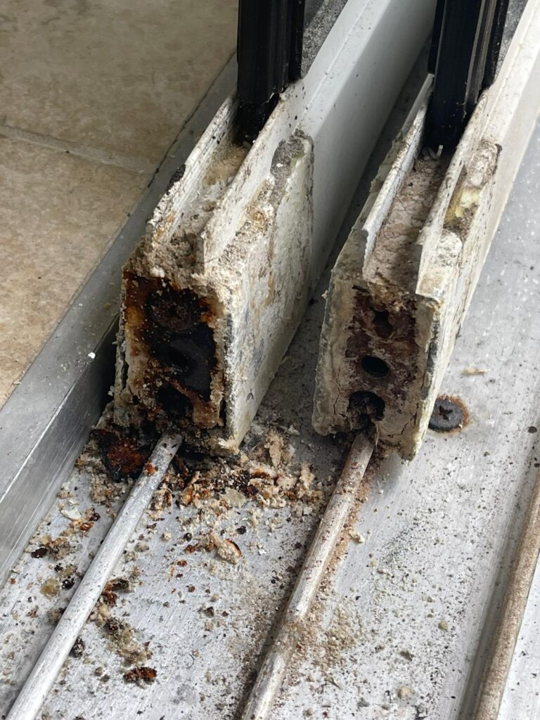 5 Warning Signs Your Florida Sliding Door Rollers Are Dead