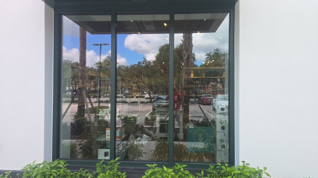 commercial glass repair